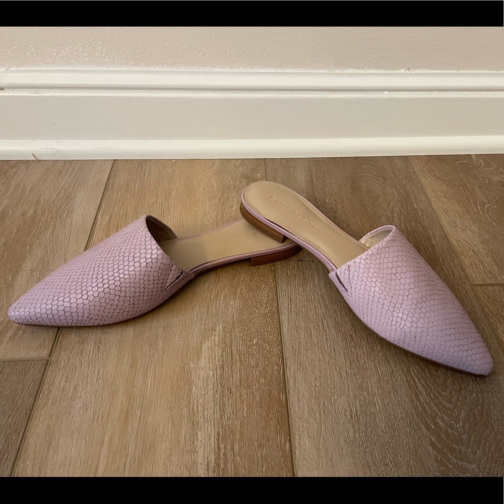 🆕 H by Halston snakeskin mules, sz 8